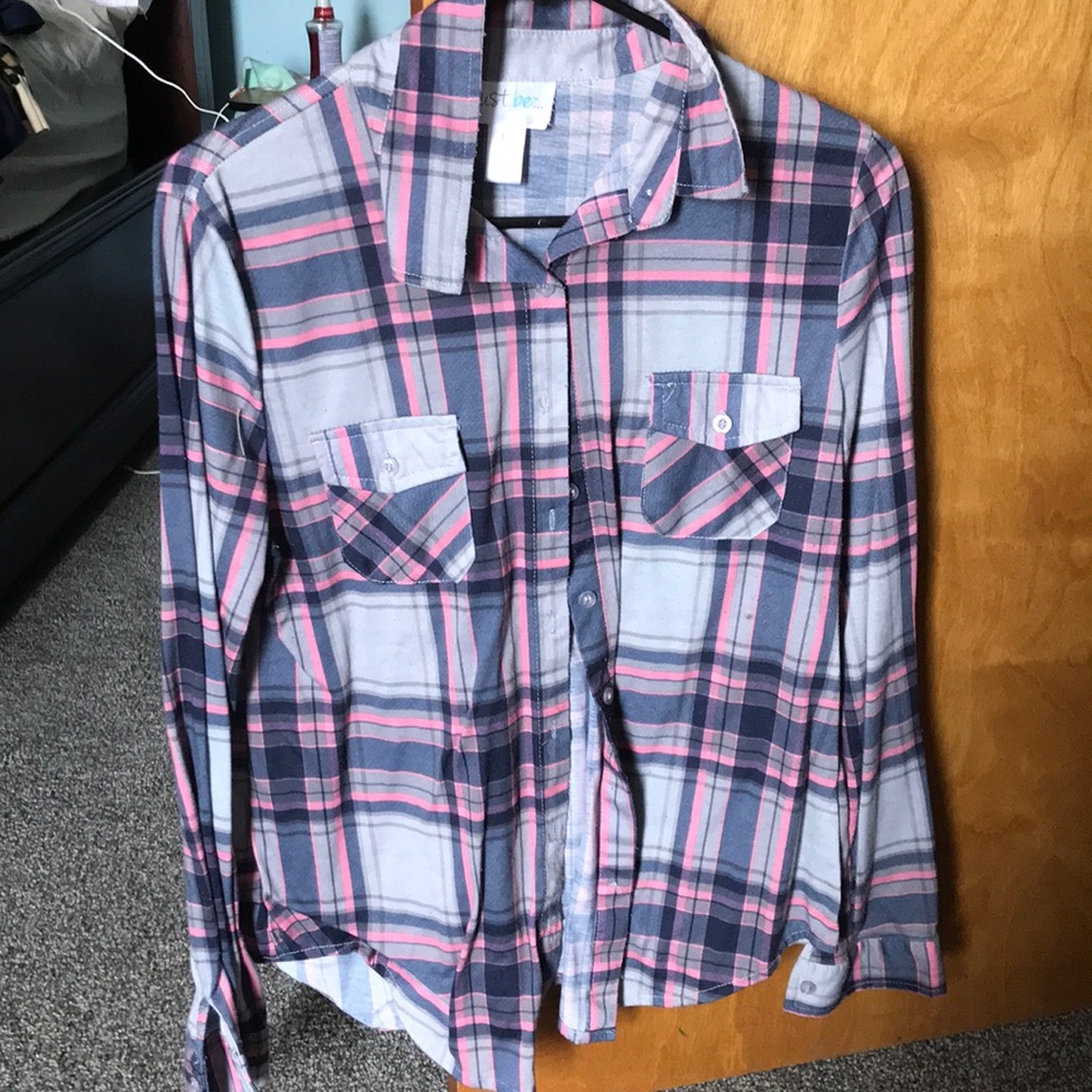 Flannel button up